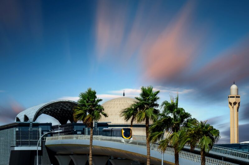 Header background mobile