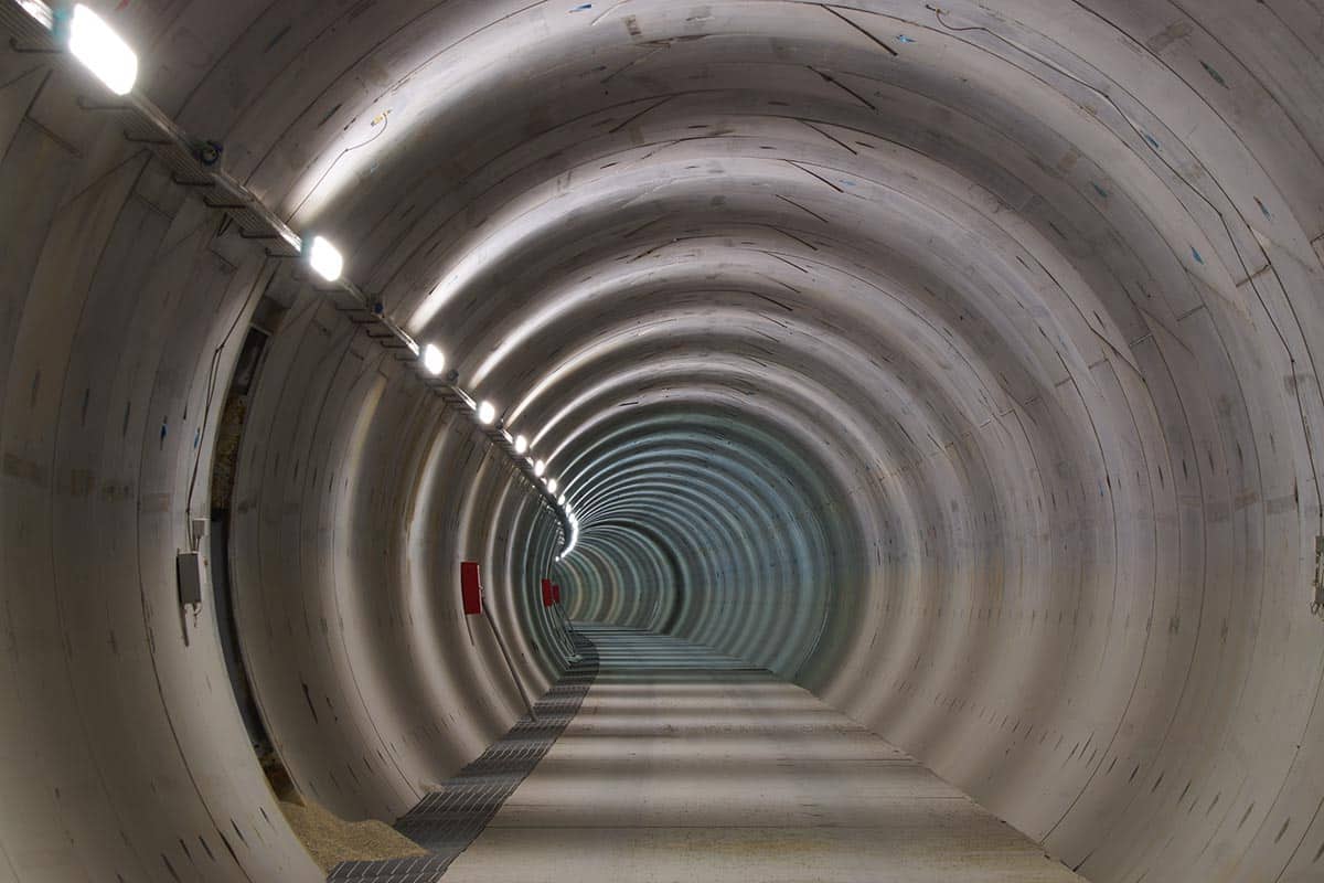 Tunnels and underground structures