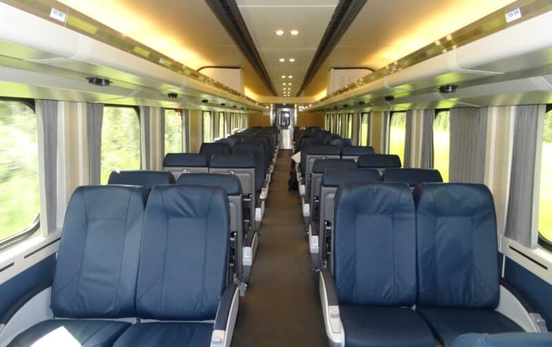 Header background mobile