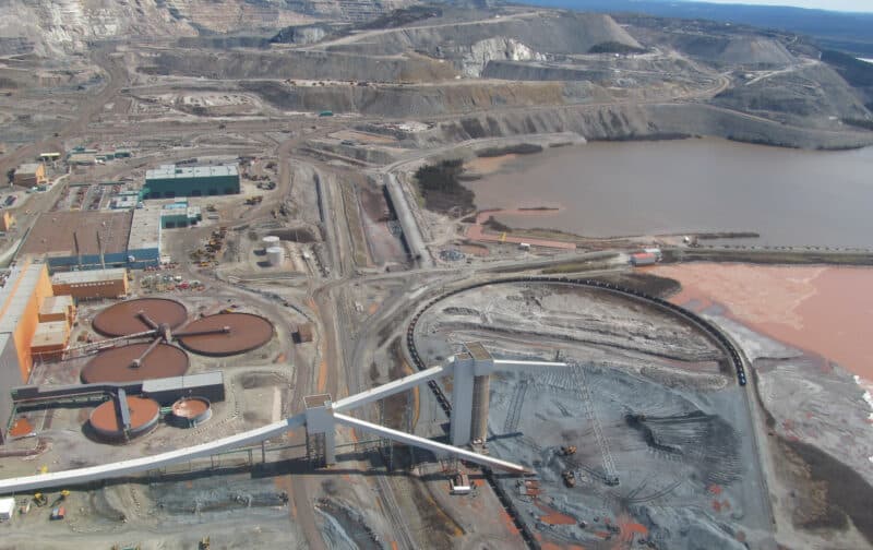 Header background mobile