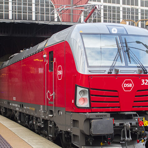 New electric locomotives and carriages