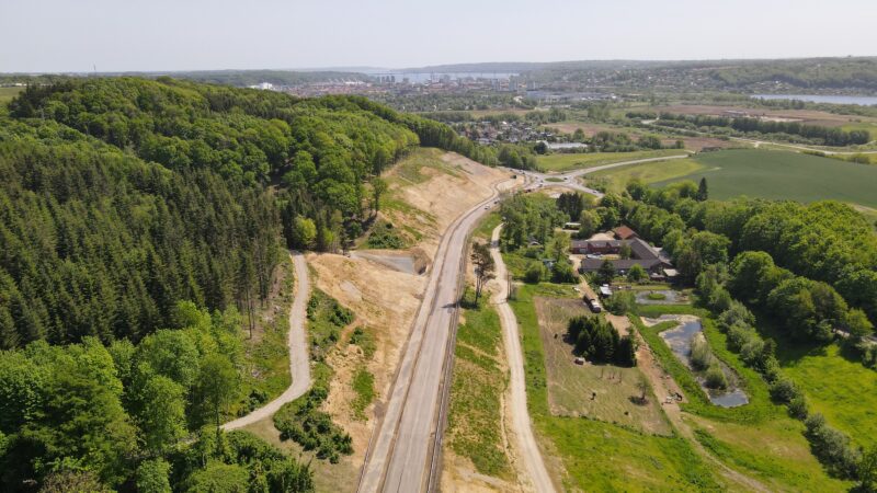 Header background mobile