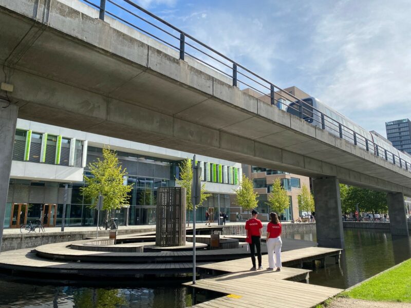 Header background mobile