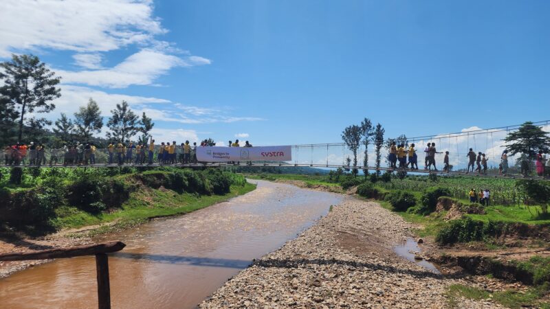 Header background mobile