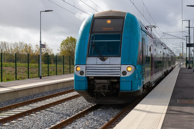 Header background mobile