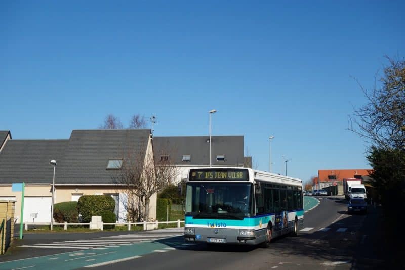 Header background mobile