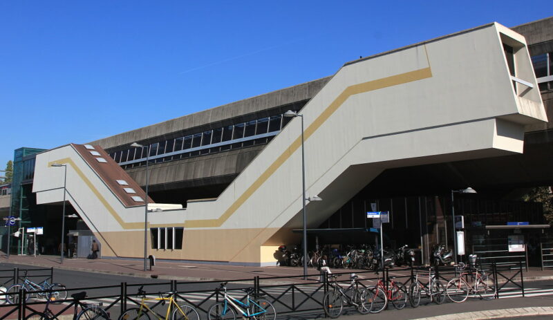 Header background mobile