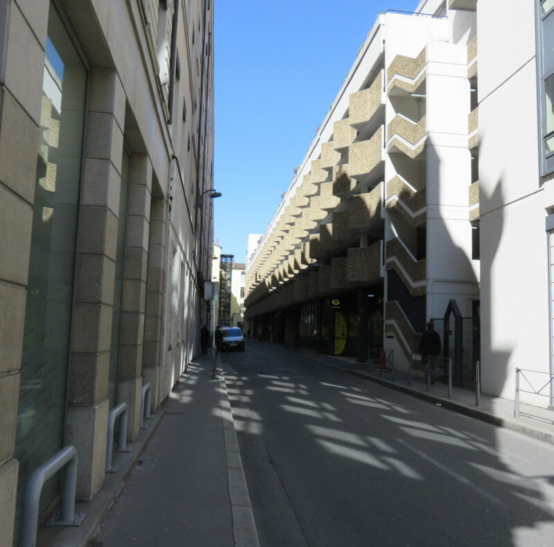 Header background mobile