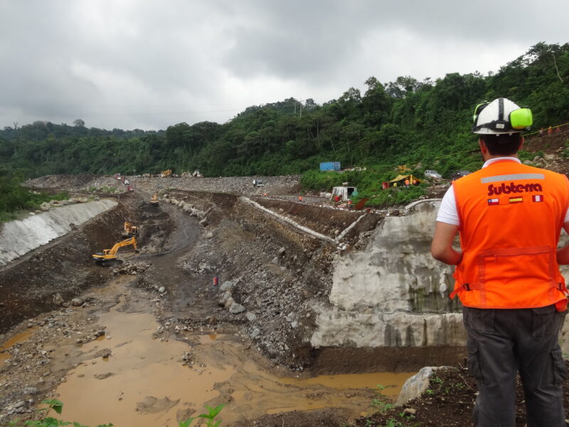 Header background mobile