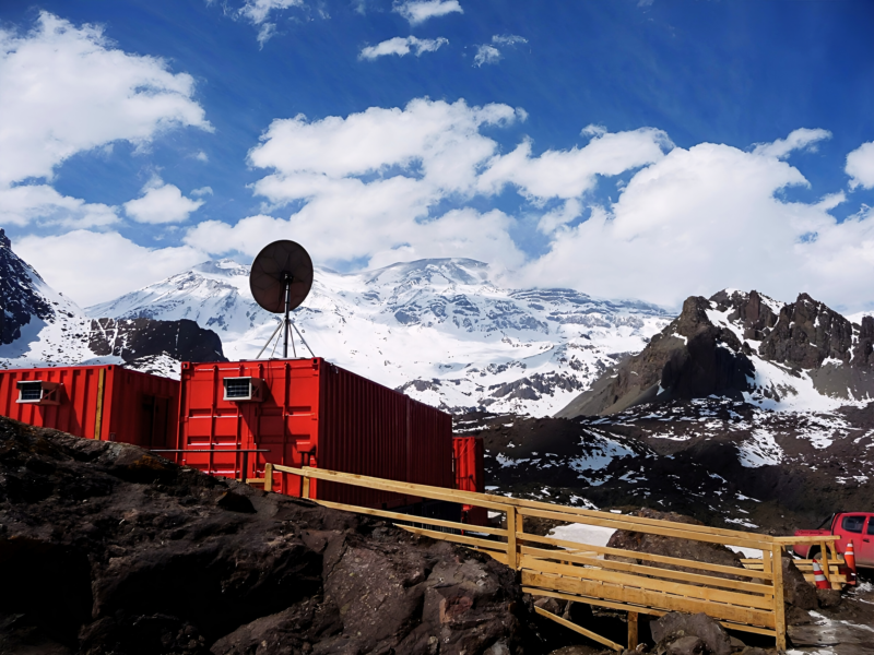 Header background mobile