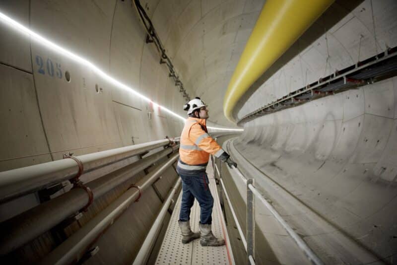 Header background mobile