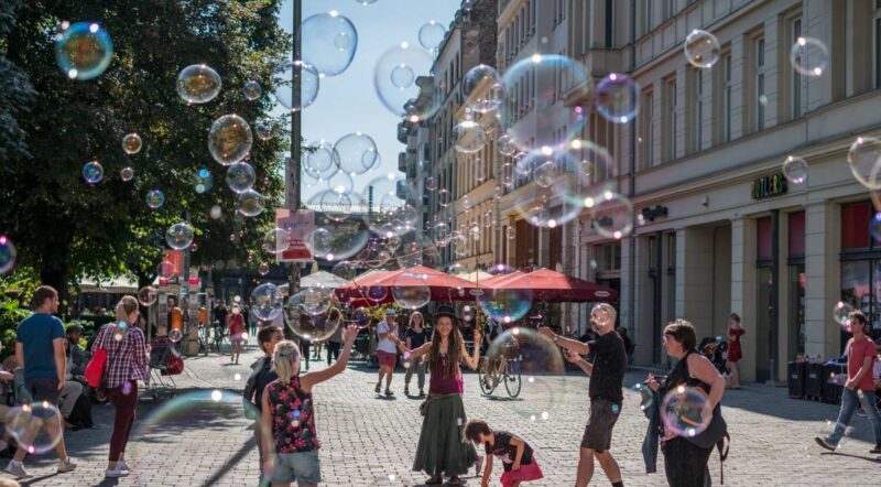 Header background mobile