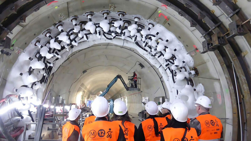 Header background mobile