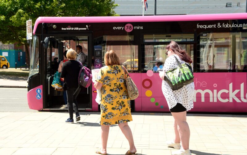 Header background mobile