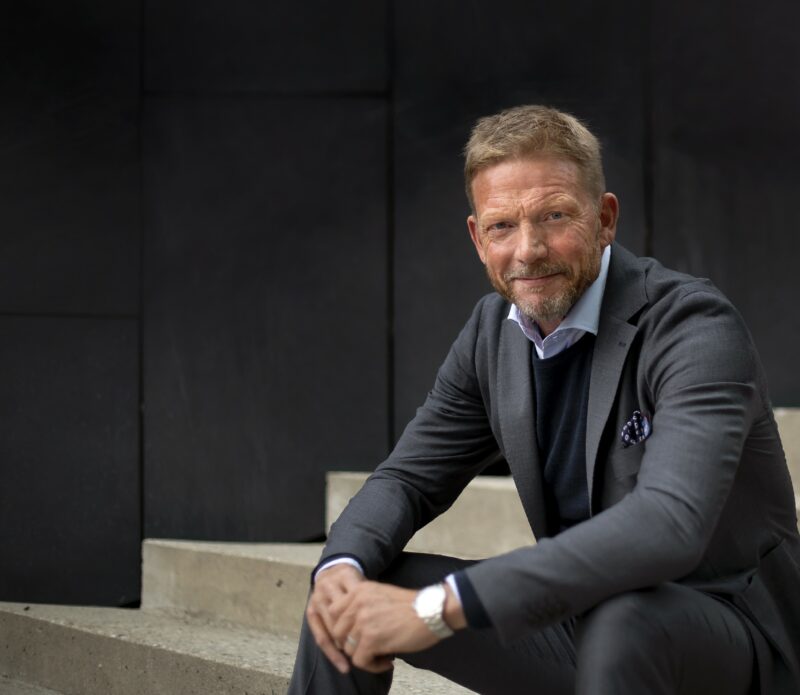 Header background mobile