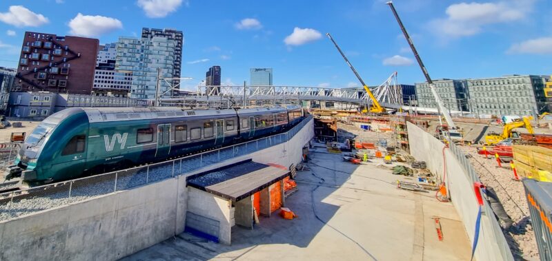 Header background mobile