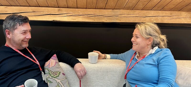 Header background mobile