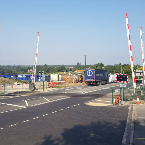 bardon-quarry-level-crossing