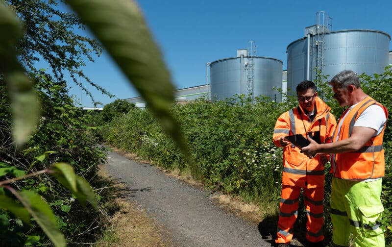 Header background mobile