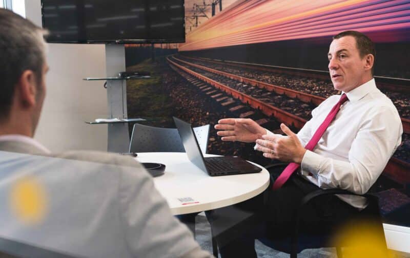 Header background mobile