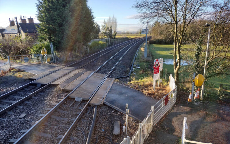 Header background mobile