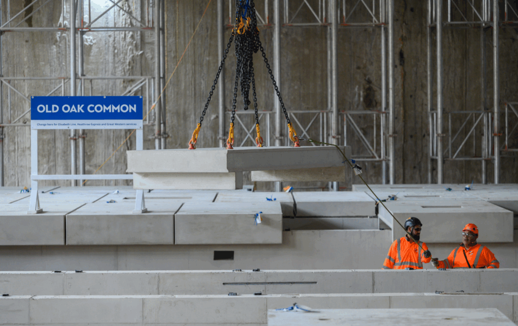 First platforms installed at Old Oak Common - SYSTRA UK