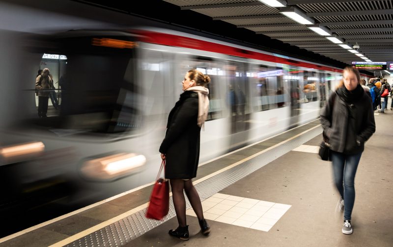 Header background mobile