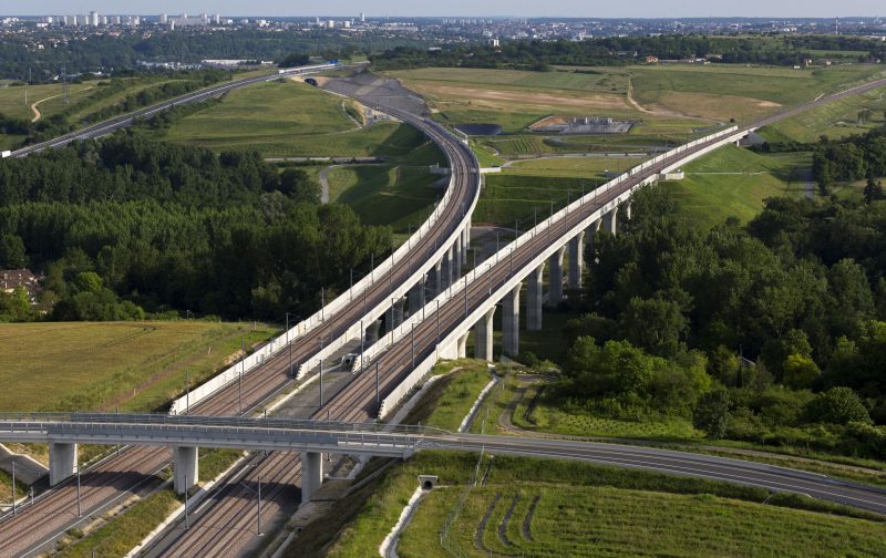 Header background mobile