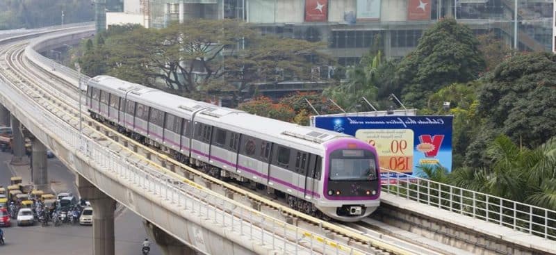 Header background mobile