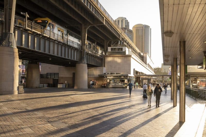 Header background mobile