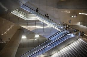 Escaliers roulants de la station Porte de Clichy, Ligne 14, Paris, 2021