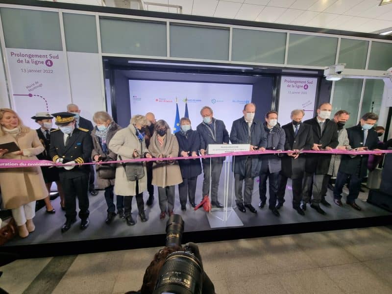 Header background mobile