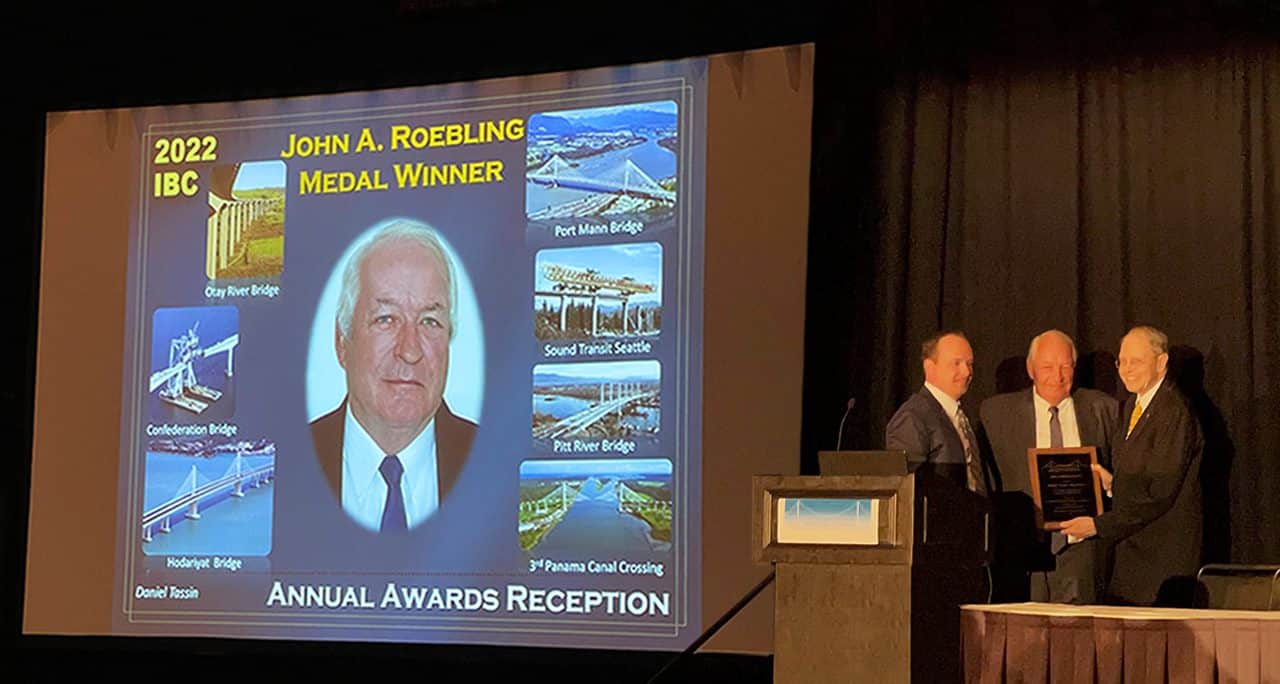 Notre expert en ponts Daniel Tassin reçoit le  prix John A. Roebling
