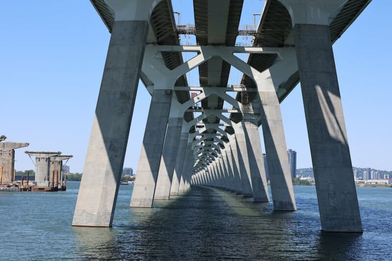 Header background mobile