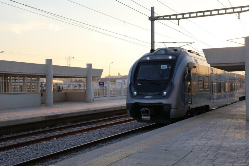 Header background mobile